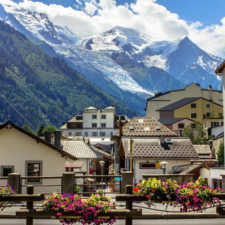 Apartment Le Brevent-14 By Interhome Chamonix ภายนอก รูปภาพ